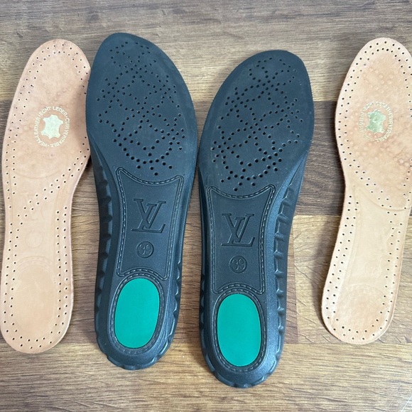 Authentic Louis Vuitton Shoes Size 39 - Picture 5 of 6